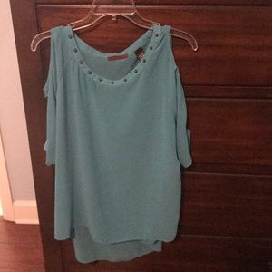 Large BKE cutout shoulder 100% Polyester